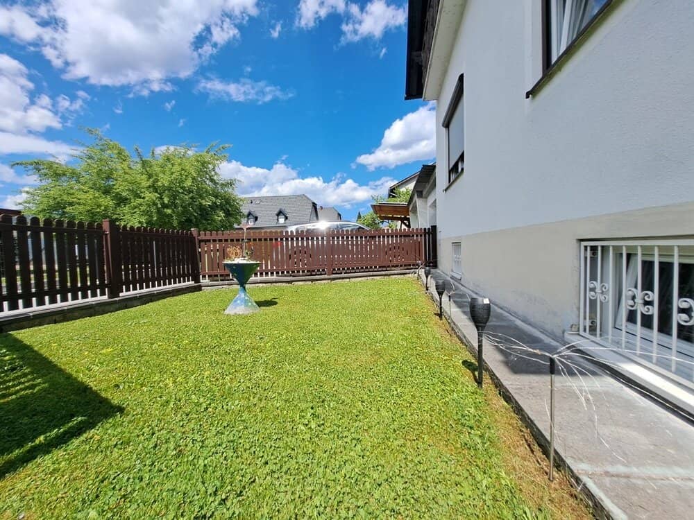 Modernisiertes Einfamilienhaus mit 5 Zimmern, Garten, Terrasse, 2 Balkonen & Garage in Köflach!