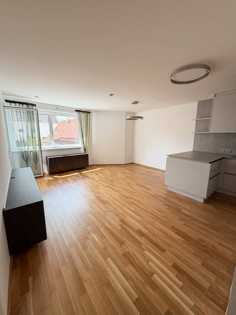 Premium-Wohnkomfort in zentraler Lage – Stilvolle 2-Zimmer-Wohnung Mitten in Wels