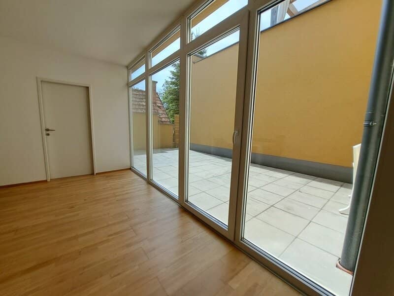 Sehr gut vermietete 4-Zimmer-Erdgeschosswohnung mit großer Terrasse