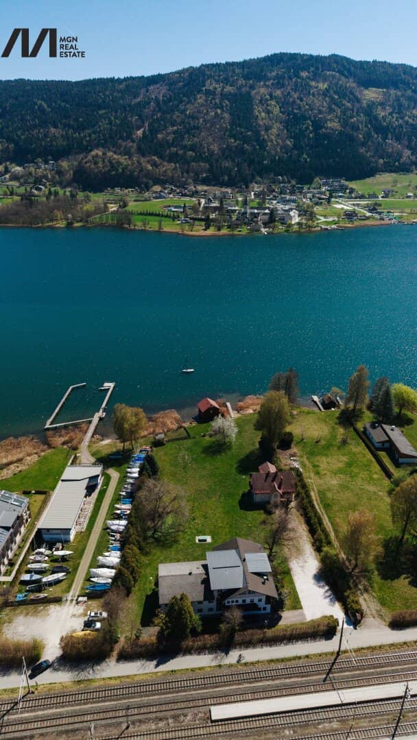 Leben wo andere Urlaub machen - Baugrund mit Seezugang! Ossiachersee