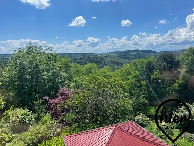 *** Rarität ca. 15 Min. von GLEISDORF entfernt: Exklusive Villa mit SW-Fernblick auf terrassiertem Traumgrundstück und eigenem Wald in der Südoststeiermark***