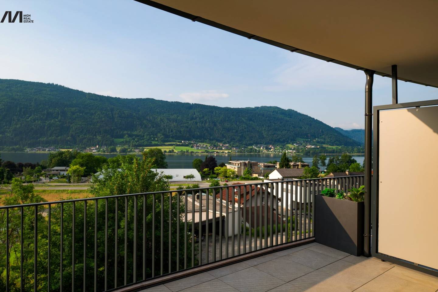 MIETKAUF-Option: 2 Zimmer Terrassenwohnung mit Seeblick & Seezugang