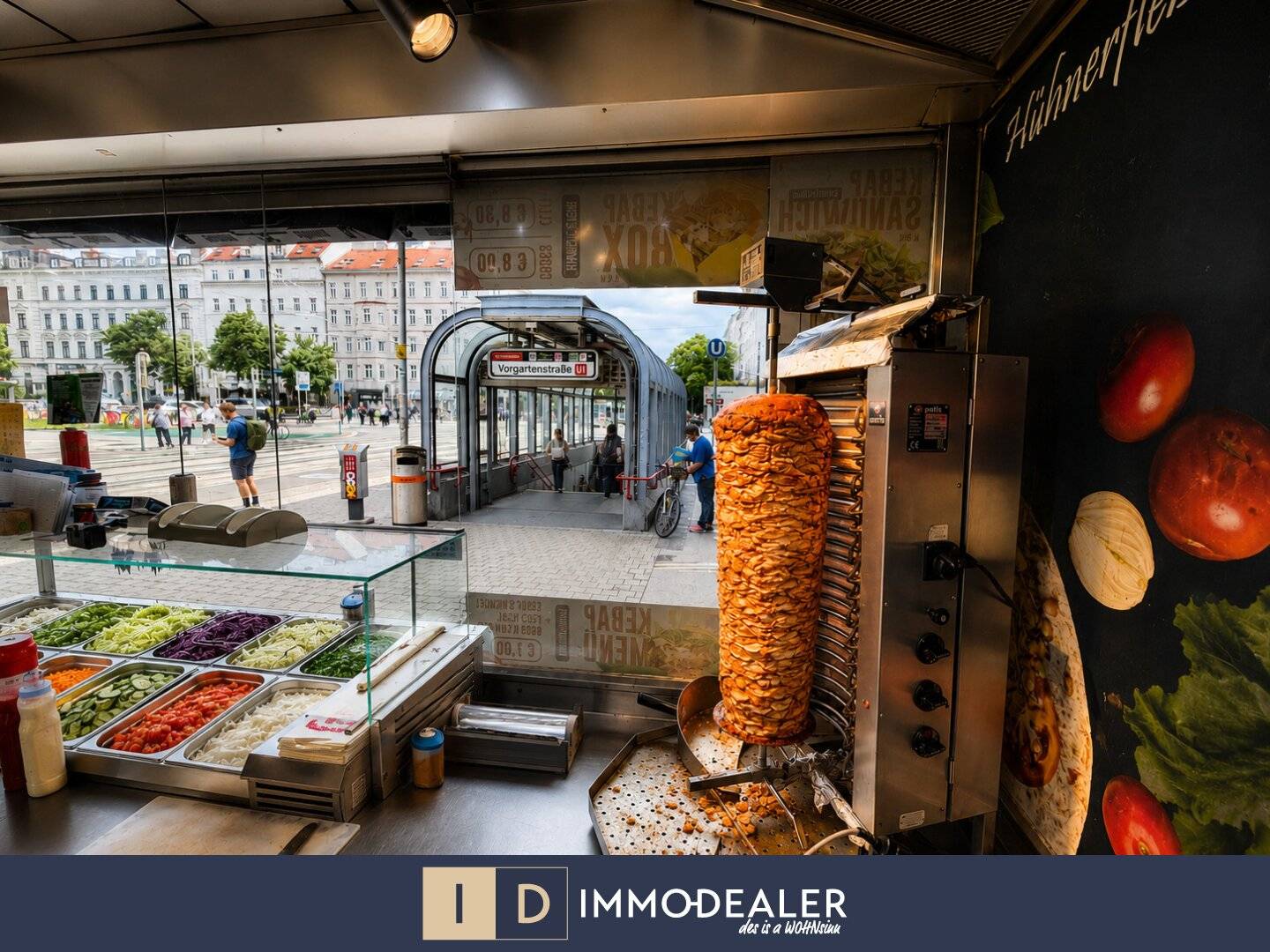 ** SELTENE GELEGENHEIT - MAXIMALE FREQUENZ - TOP STANDORT - IMBISS DIREKT VOR DER U1 VORGARTENSTRAßE / BUS & STRAßENBAHN STATION **