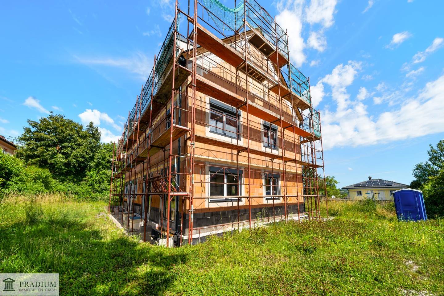 Wohnen mit Weitblick - Doppelhaushälfte im Rohbau in Enzesfeld-Lindabrunn