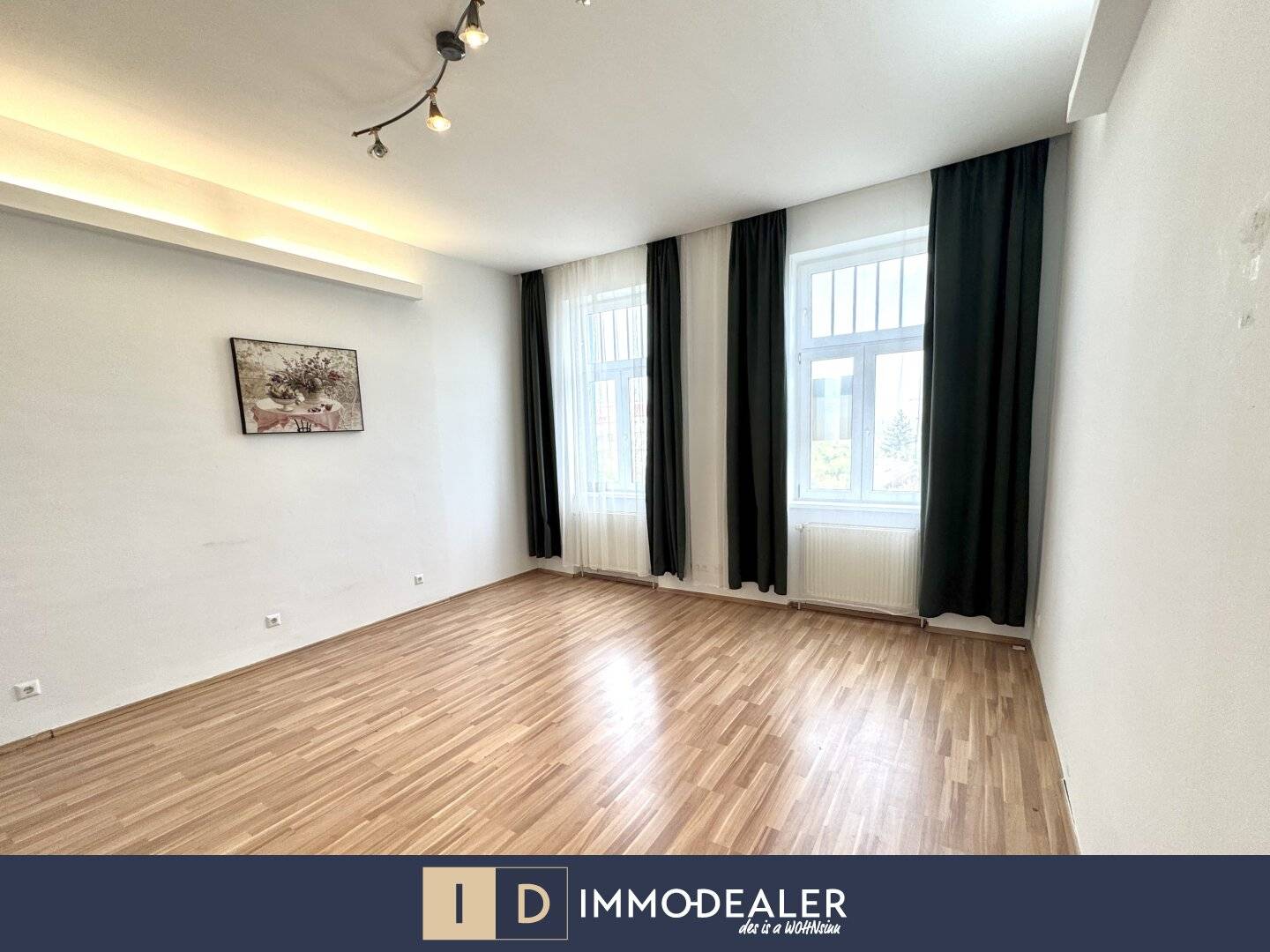 ** EXKLUSIVE - CHARMANTE - ALTBAUWOHNUNG MIT LIFT & GEGLIEDERTER FASSADE - WIENER ALTBAUCHARME **