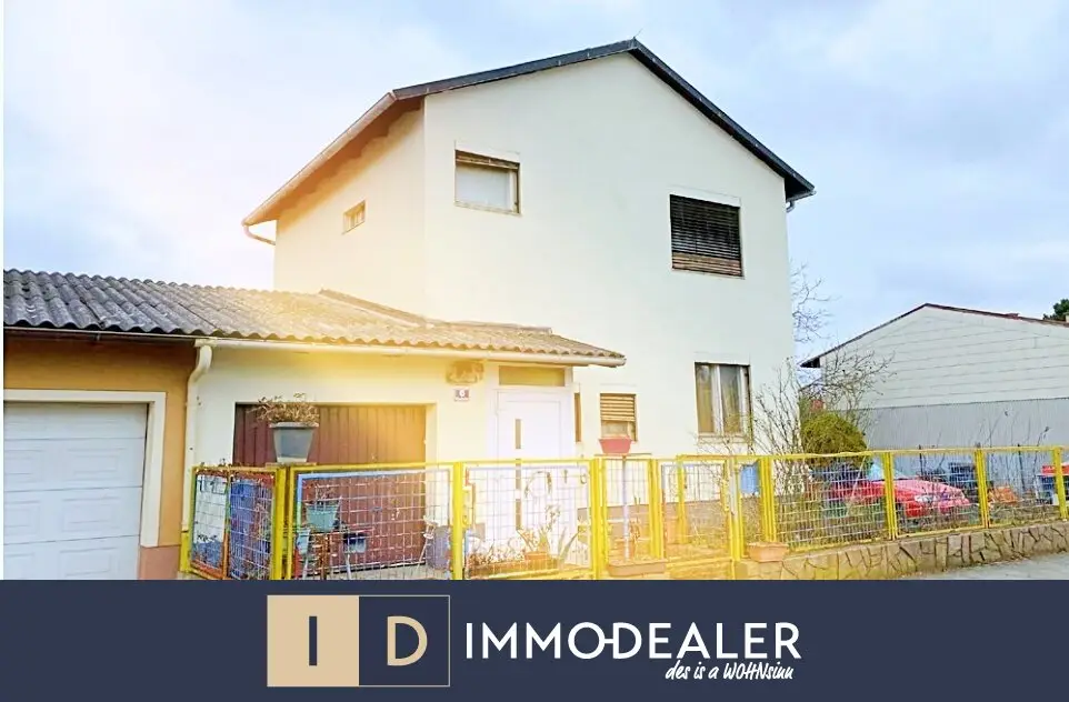 ** SANIERUNGSBEDÜRFTIGES EINFAMILIENHAUS AUF 820M2 EIGENGRUND MIT POTENZIAL IN STRASSHOF **