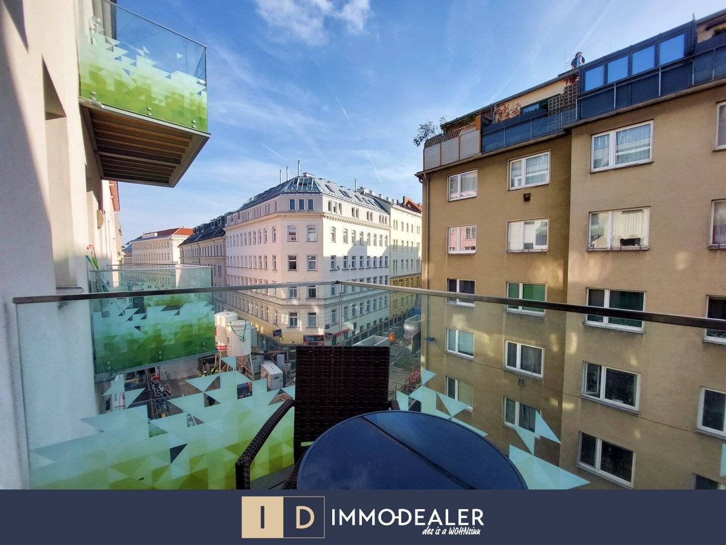 **U5 & U2 VOR DER HAUSTÜR // SINGLES - PAARE - STUDENTEN - INVESTOREN // BARRIEREFREIE WOHNUNG MIT BALKON **