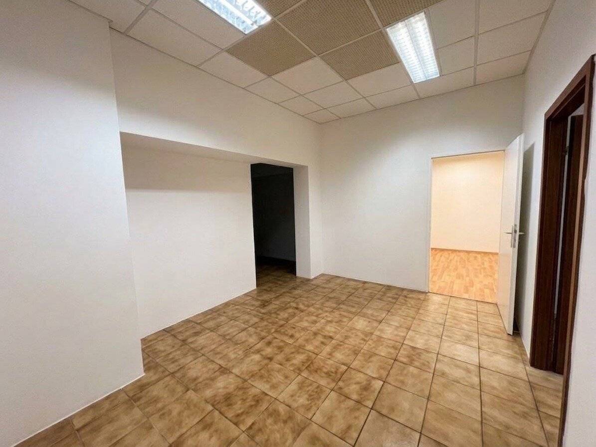 Top Geschäftslokal im Gewerbegebiet