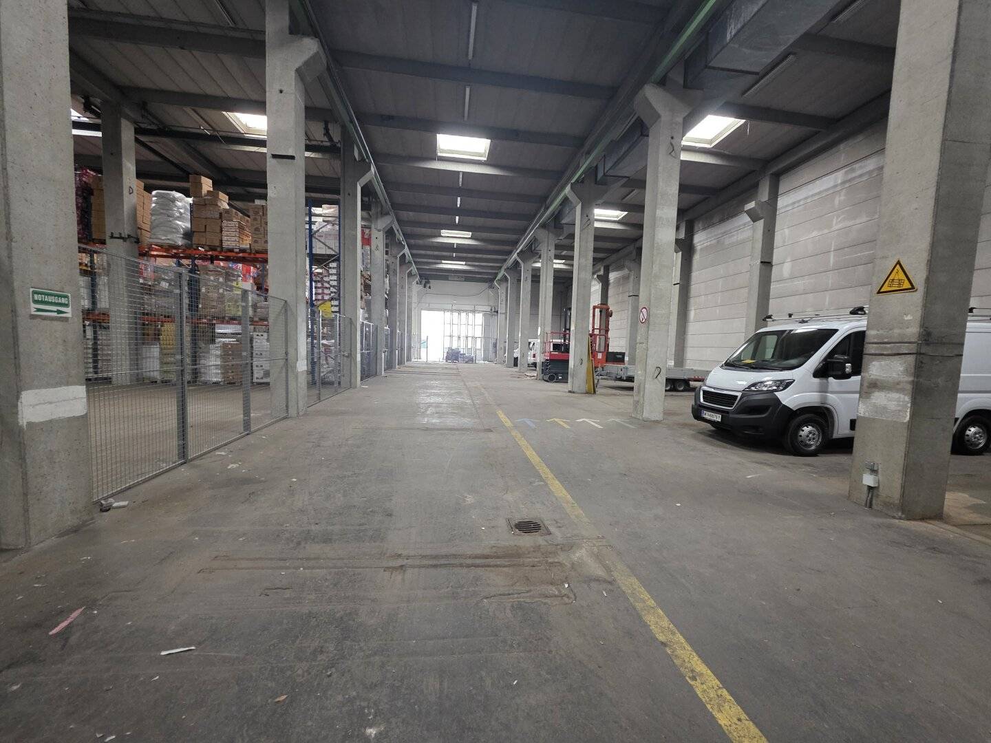 Flexible Lagerfläche - INZERSDORF