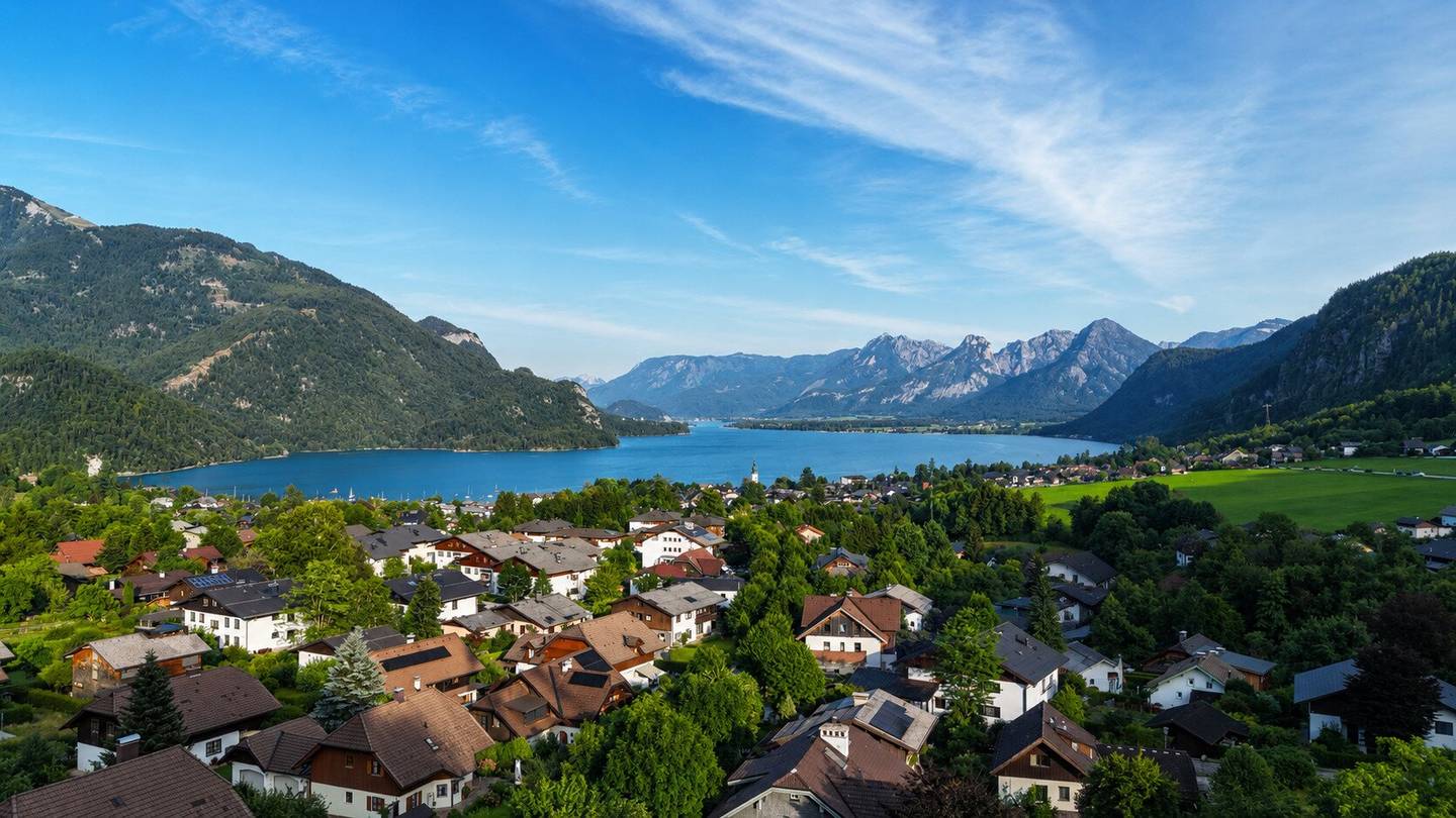 LUXURIÖSE PANORAMAWOHNUNGEN MIT FANTASTISCHEM WOLFGANGSEE-BLICK