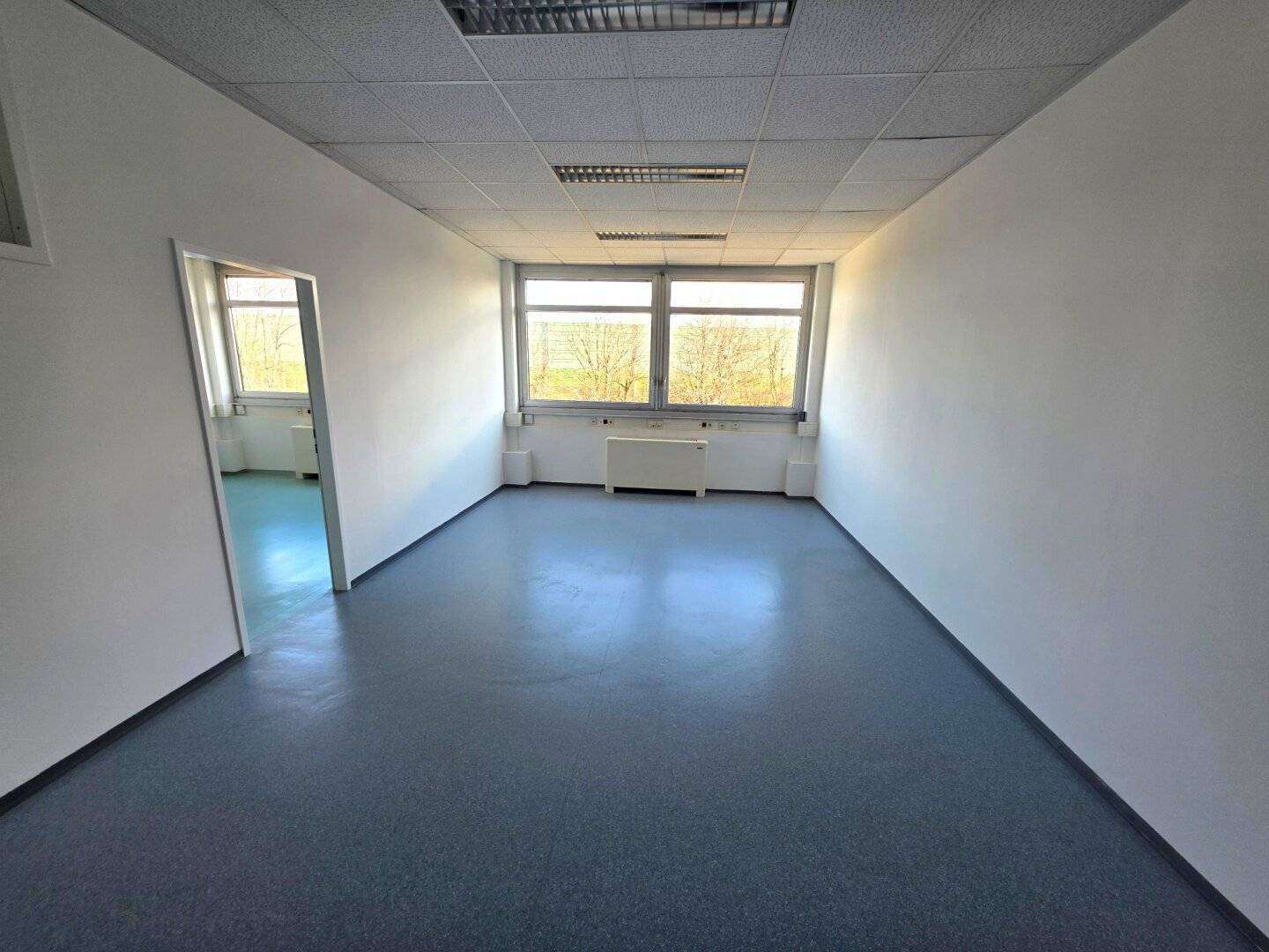 Triesterstraße: Kostengünstige Kleinbüros