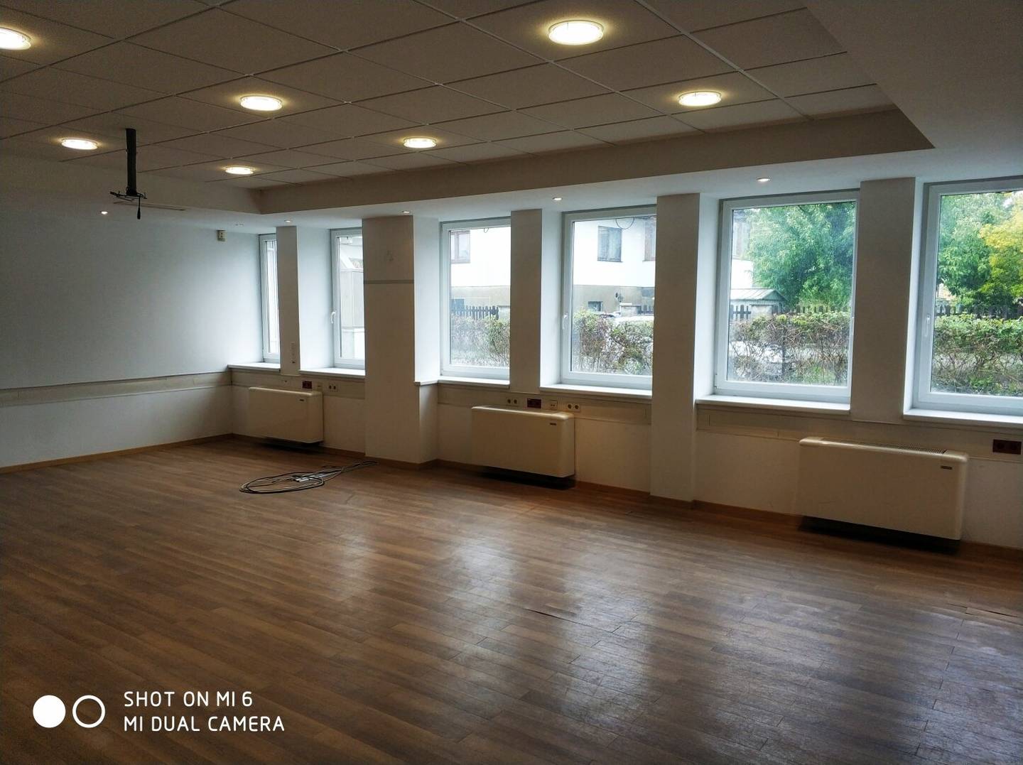 Kostengünstige Büro-/ und Lagermöglichkeit!