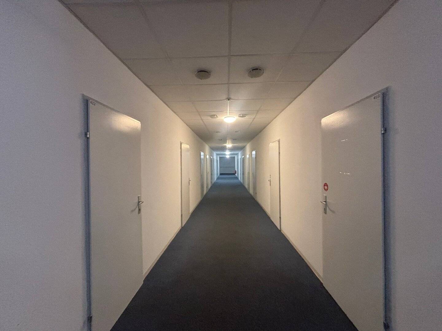 zwei Büroetagen - ca. 1.000 m² - an der U4/U6-Station Längenfeldgasse