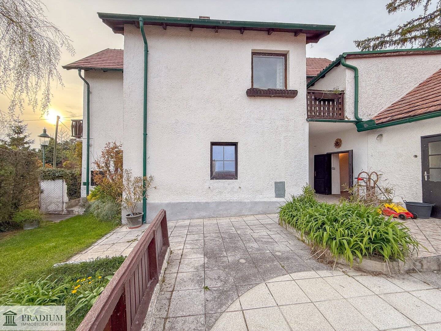 Platz für Visionen – Haus mit bis zu 3 Wohneinheiten und großem Grundstück