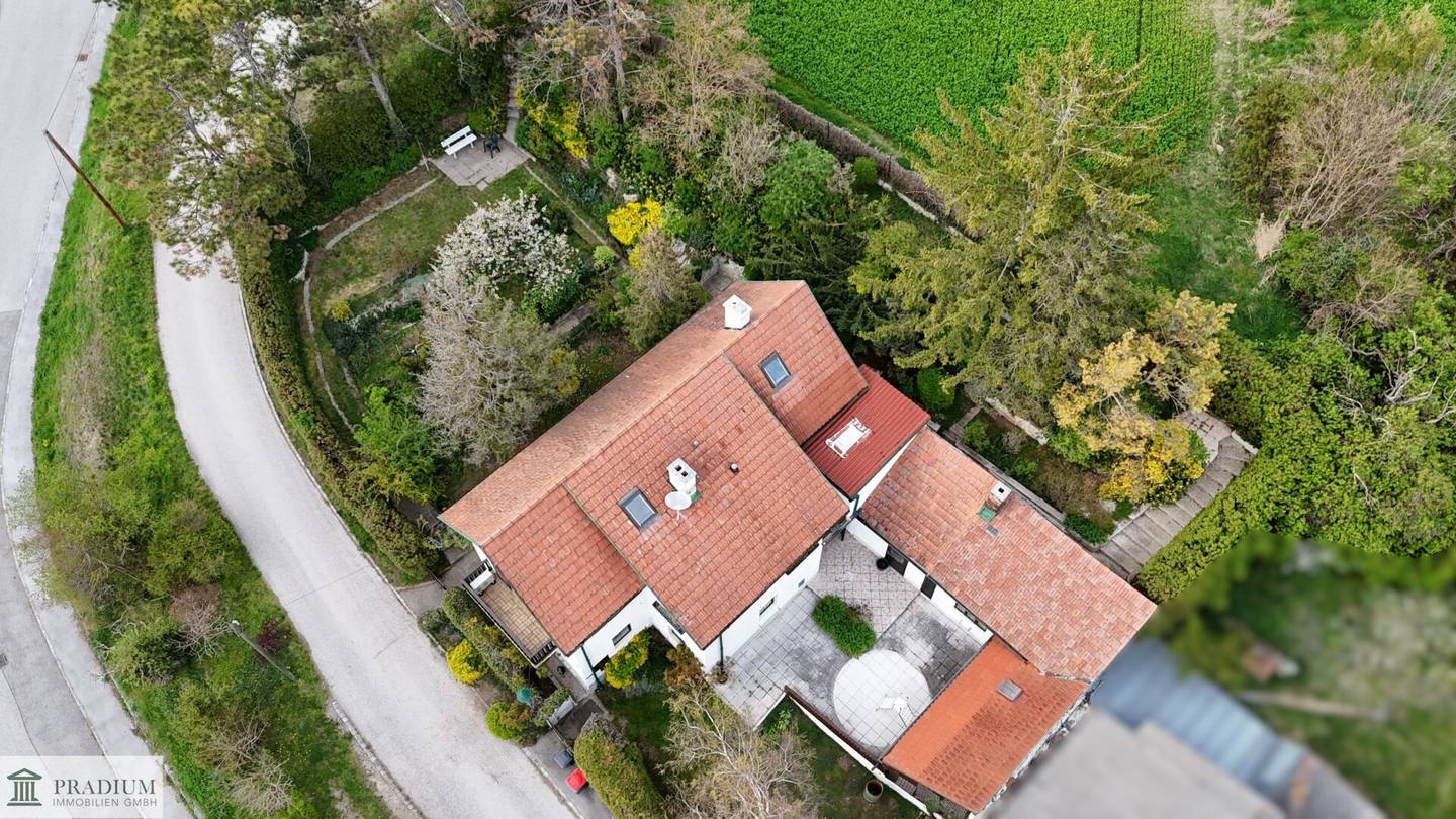 Platz für Visionen – Haus mit bis zu 3 Wohneinheiten und großem Grundstück