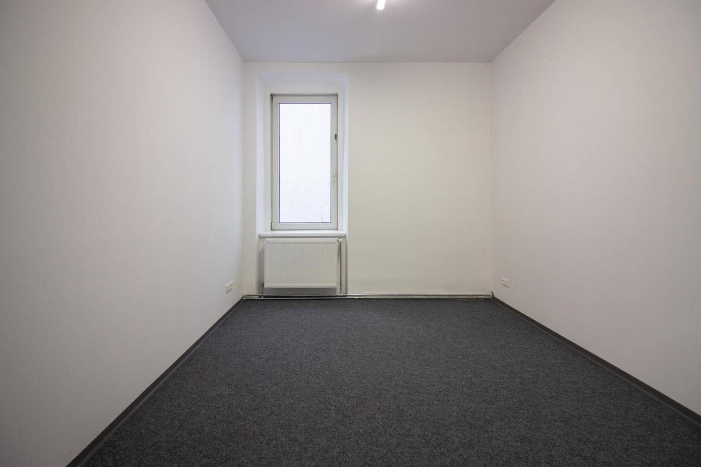 Kostengünstige Kleinbüros in Frequenzlage!