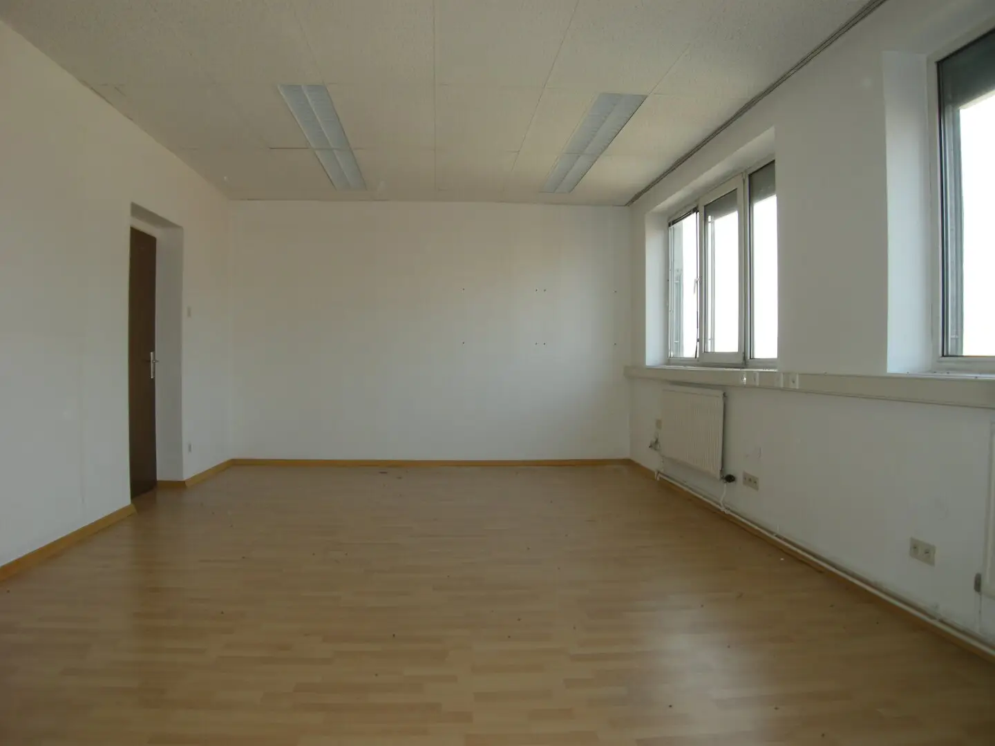 1 MONTH FREE!! - Unique offer for an attractive small office near Strebersdorf