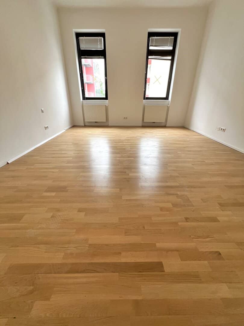 Wohnung Altbau mit Einbauküche und Stadtblick