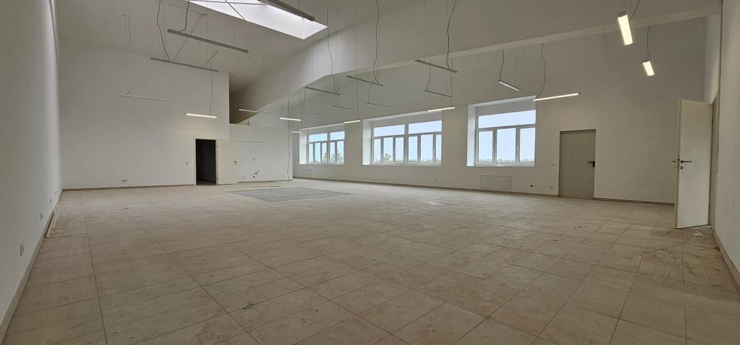 Lagerhalle, Produktion, Werkstätte, Büros anmietbar