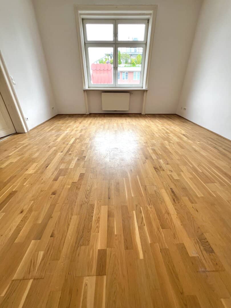 Einziehen und Wohlfühlen - Stilvoll sanierte 3 Zimmer Wohnung in bester Lage