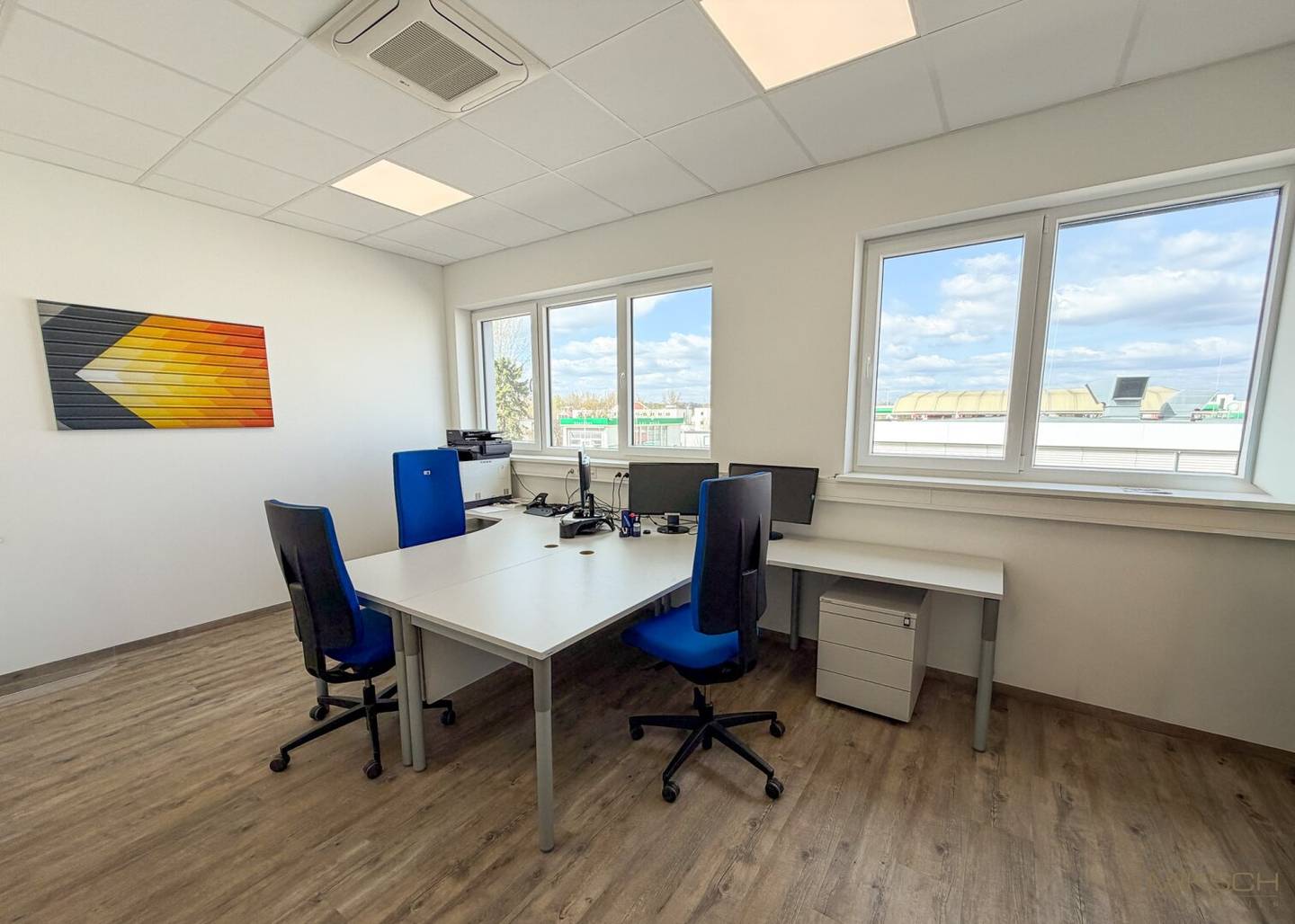 Modernes Bürofläche I 128m² I Klima I Parkplatz I Küche