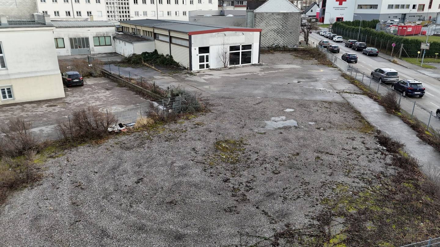 Grundstück / Lagerfläche inkl. Container zur Miete