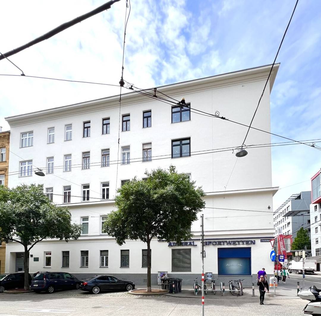 Altbauwohnung mit Potenzial und guter Anbindung
