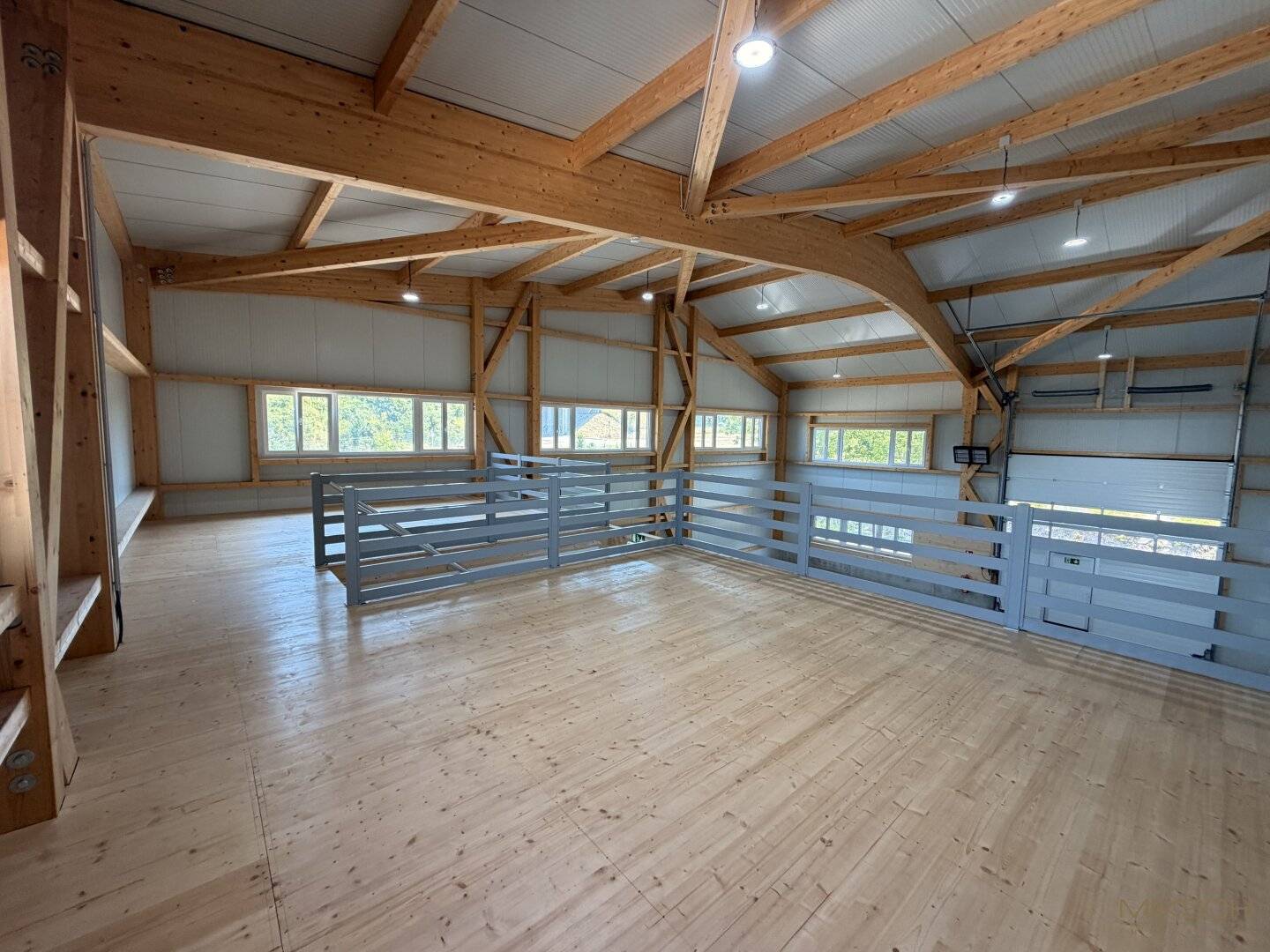 Moderne Halle in St. Pölten I 280 m² I Erstbezug I vielseiti nutzbar I eigene Stellplätze
