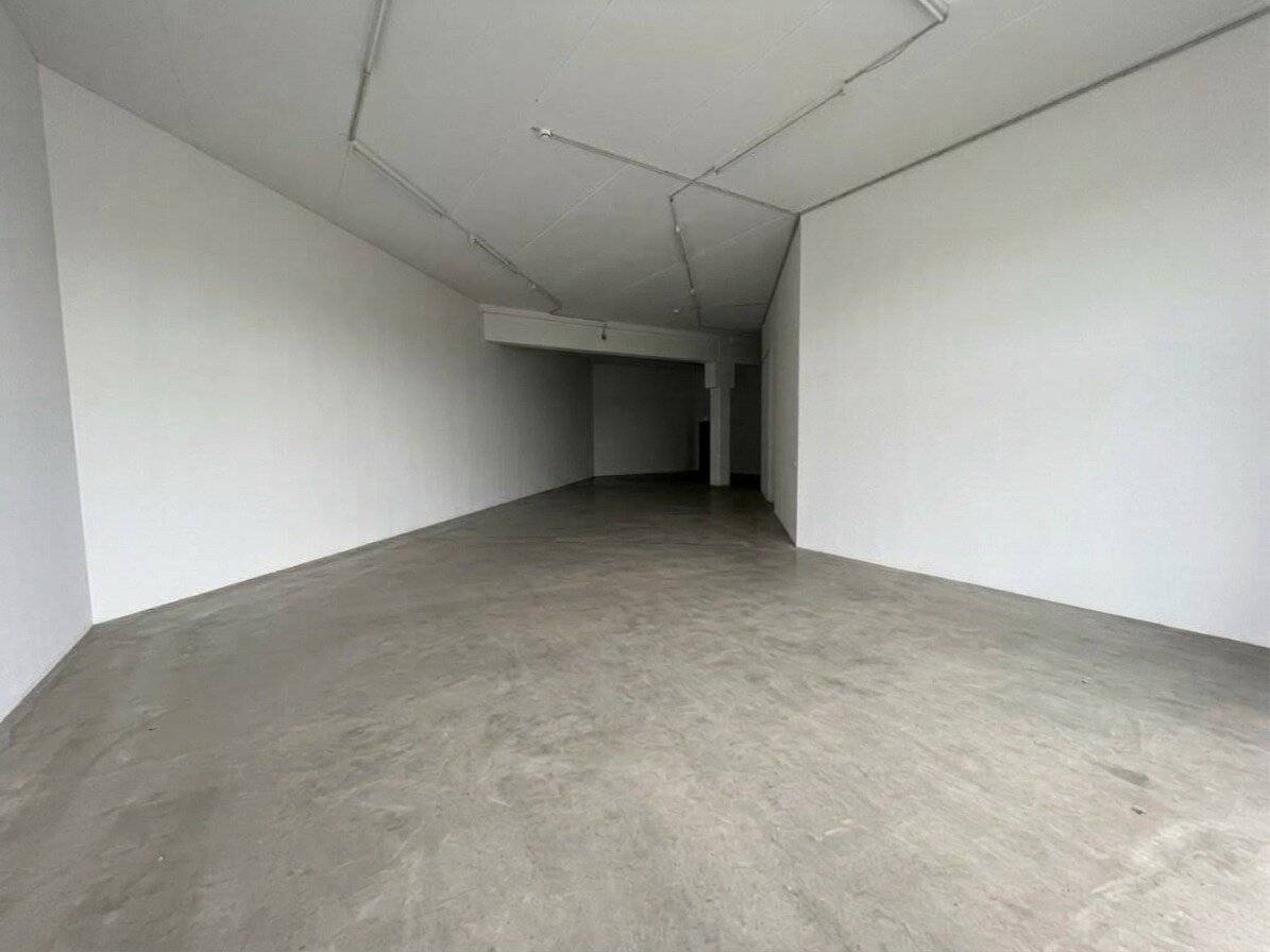 143 m² Lagerfläche im Fachmarktzentrum