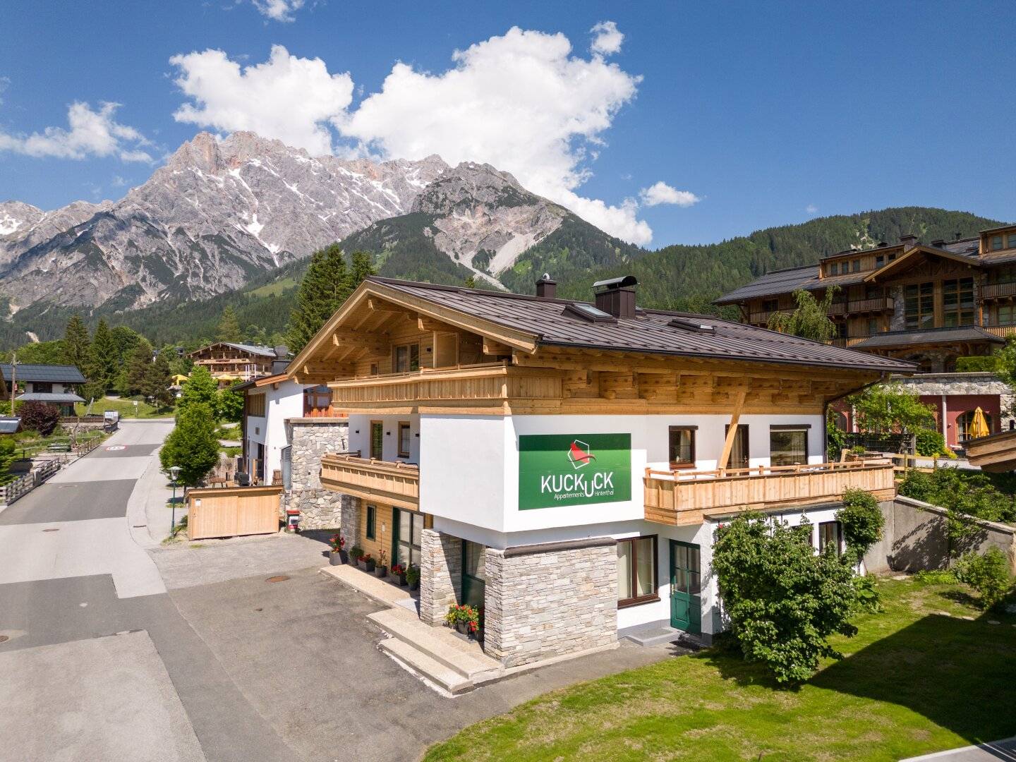 Idyllisches Landhaus mit 5 Wohnungen für die Vermietung oder auch Eigennutzung