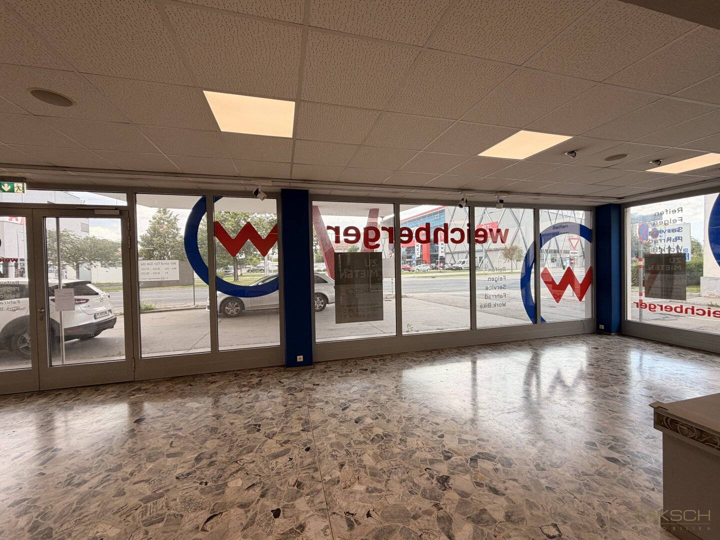 Geschäftslokal I St. Pölten I ca. 580m²  & ca. 144m² Bürofläche I nähe Bahnhof I Lager