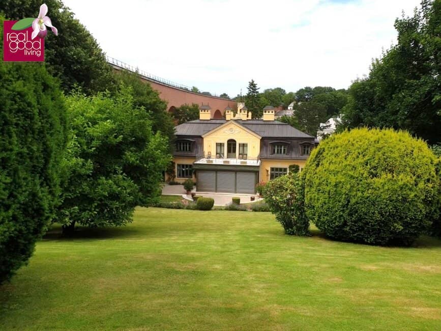 Prestige-Villa in Wien-Mauer – 15 Zimmer, 3.700 m² Gartenparadies, vielseitig nutzbar -Büro & Wohnen vereinbaren!