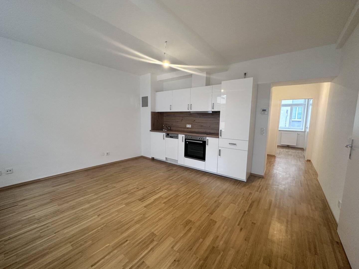 Apartment with garden and terrace in quiet area