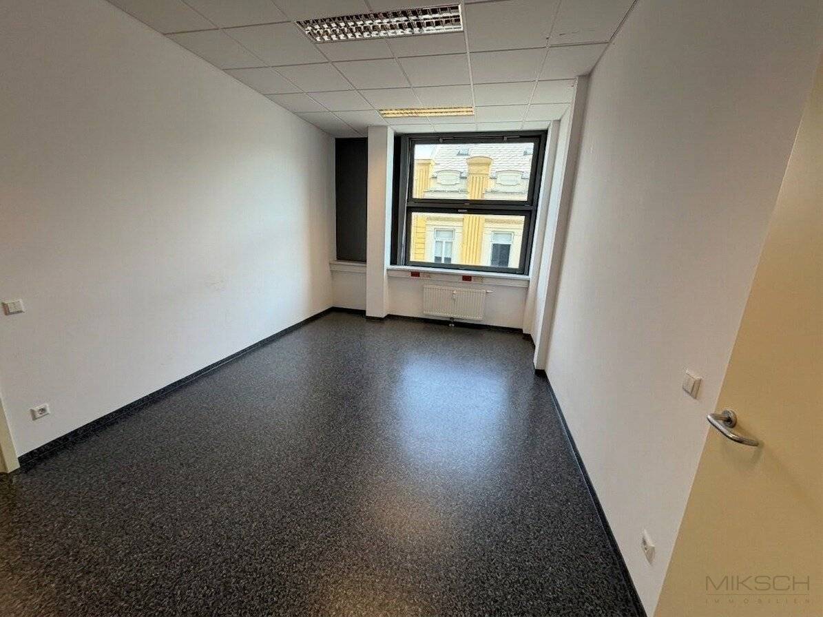 Neuwertiges Büro/Praxis I in St. Pölten I ca. 267m² I nähe Bahnhof I Top Lage I Lift