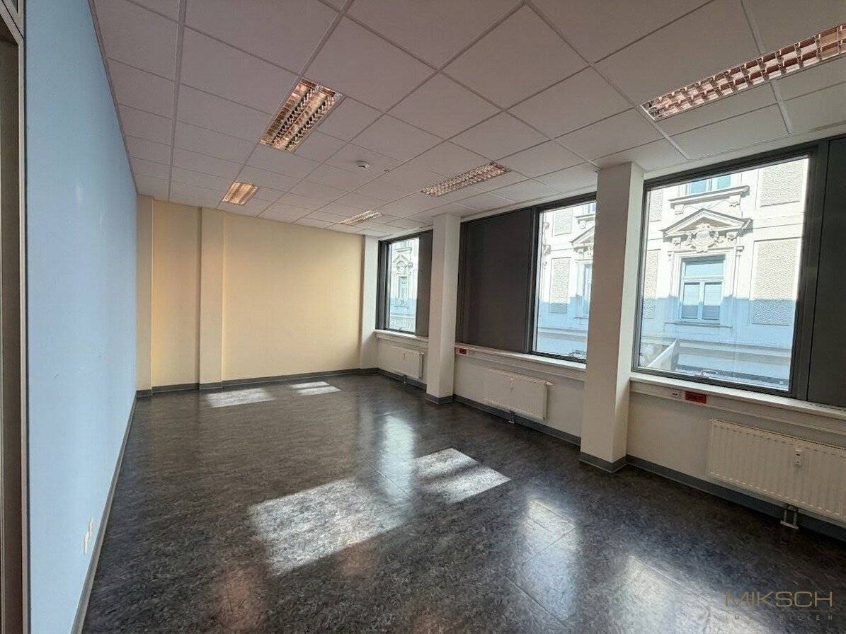 Neuwertiges Büro/Praxis I in St. Pölten I ca. 267m² I nähe Bahnhof I Top Lage I Lift