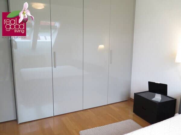 Gediegene, komplett möblierte 3-Zimmerwohnung mit einer ca. 60 m² großen Dachterrasse in schöner zentraler Lage des 4. Bezirks, unweit des 5. und des 1. Bezirks