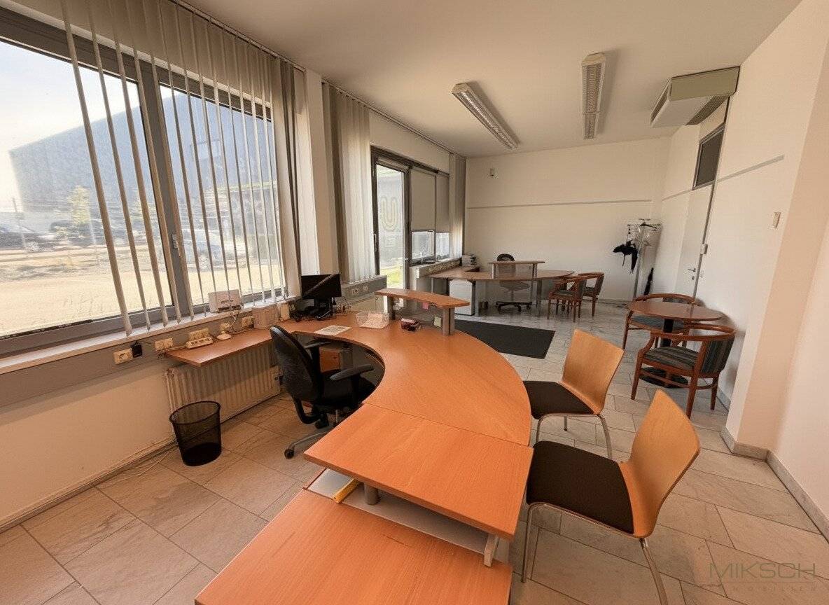 Modernes Bürohaus I 735m² I nähe Autobahn A4 und Flughafen Wien I in 2401 Fischamend I 20 Stellplätze