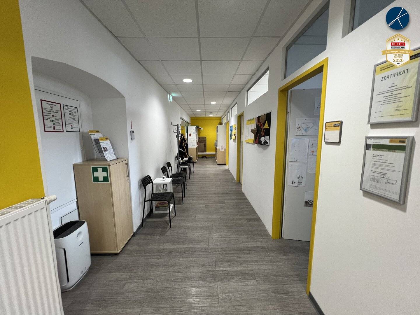 Office near U6 Burggasse
