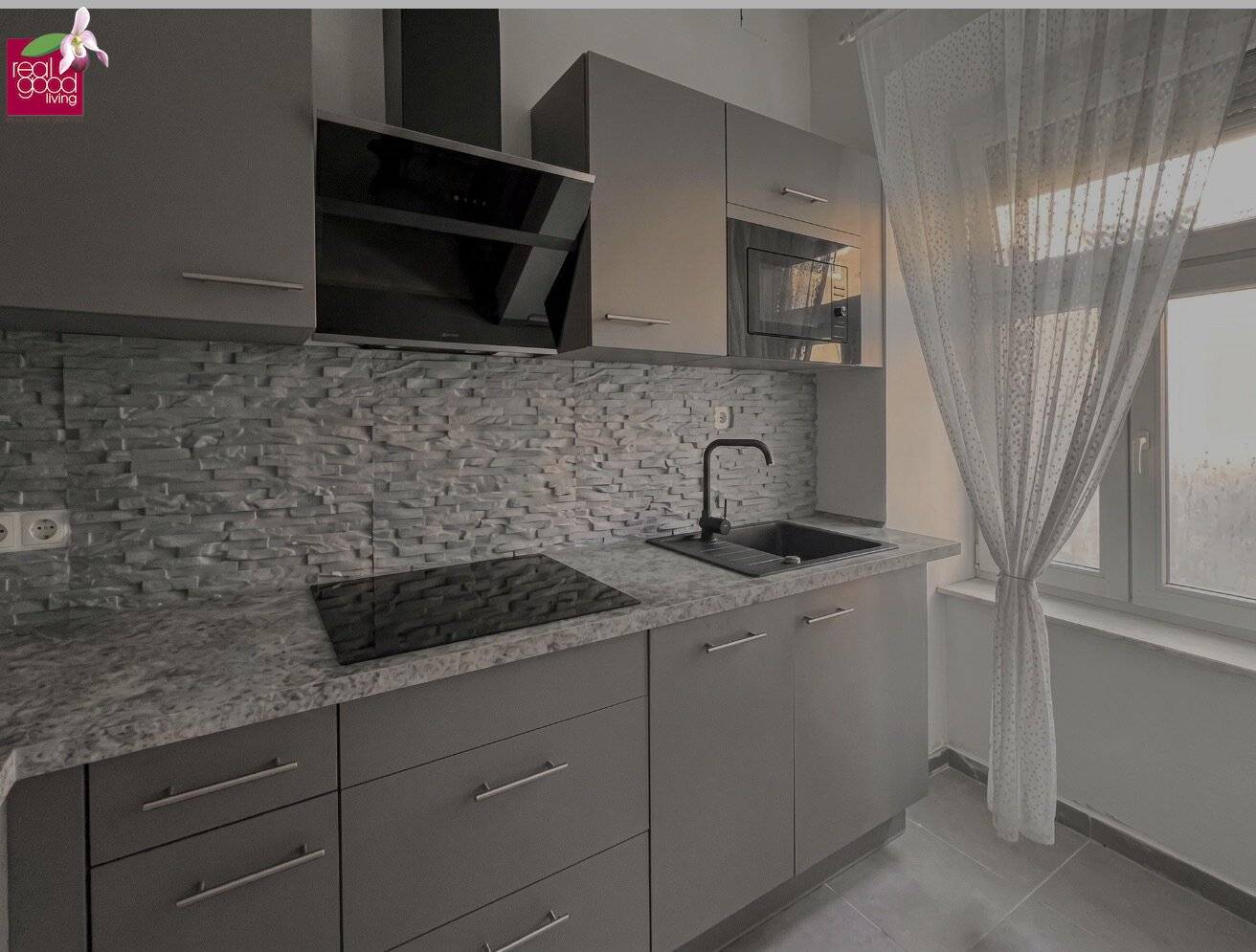 Möblierter Altbau-ERSTBEZUG nahe U6 & AKH – Charmantes Studio in 1170 Wien