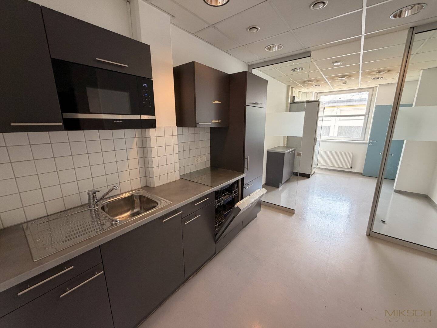 Büroflächen I bis 2.670 m² I barrierefrei I Nähe Bahnhof und Mariazellerstraße I zentraler Lage