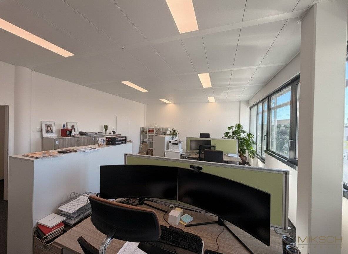 Moderne Bürofläche I ca. 60m² Gesamtnutzungsfläche I Aufzug I Teeküche I nähe Autobahn & Wien I E Ladestationen