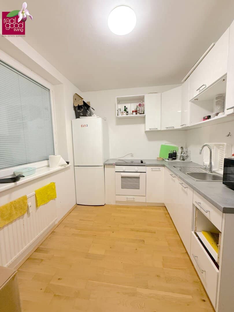 Charmante 2 Zimmer Wohnung mit Potenzial zur 3 Zimmer Lösung