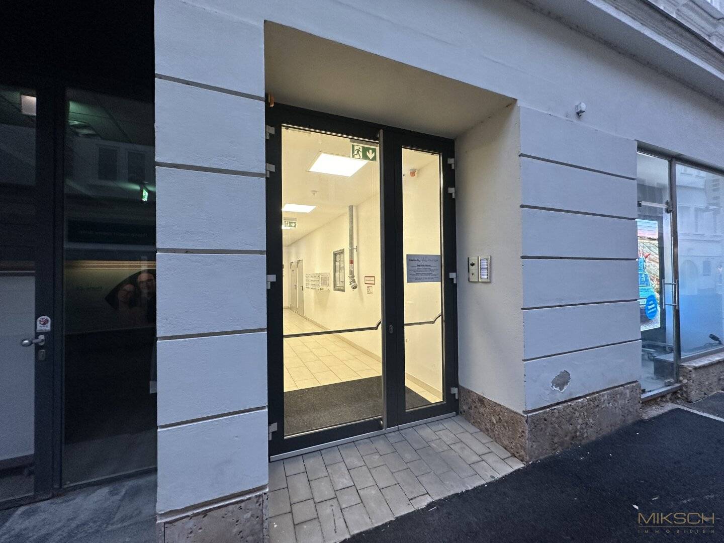 Innenstadt Büro/Geschäft I ca. 324,58 m² I individuell gestaltbar I perfekte Lage inkl. Grünflächen