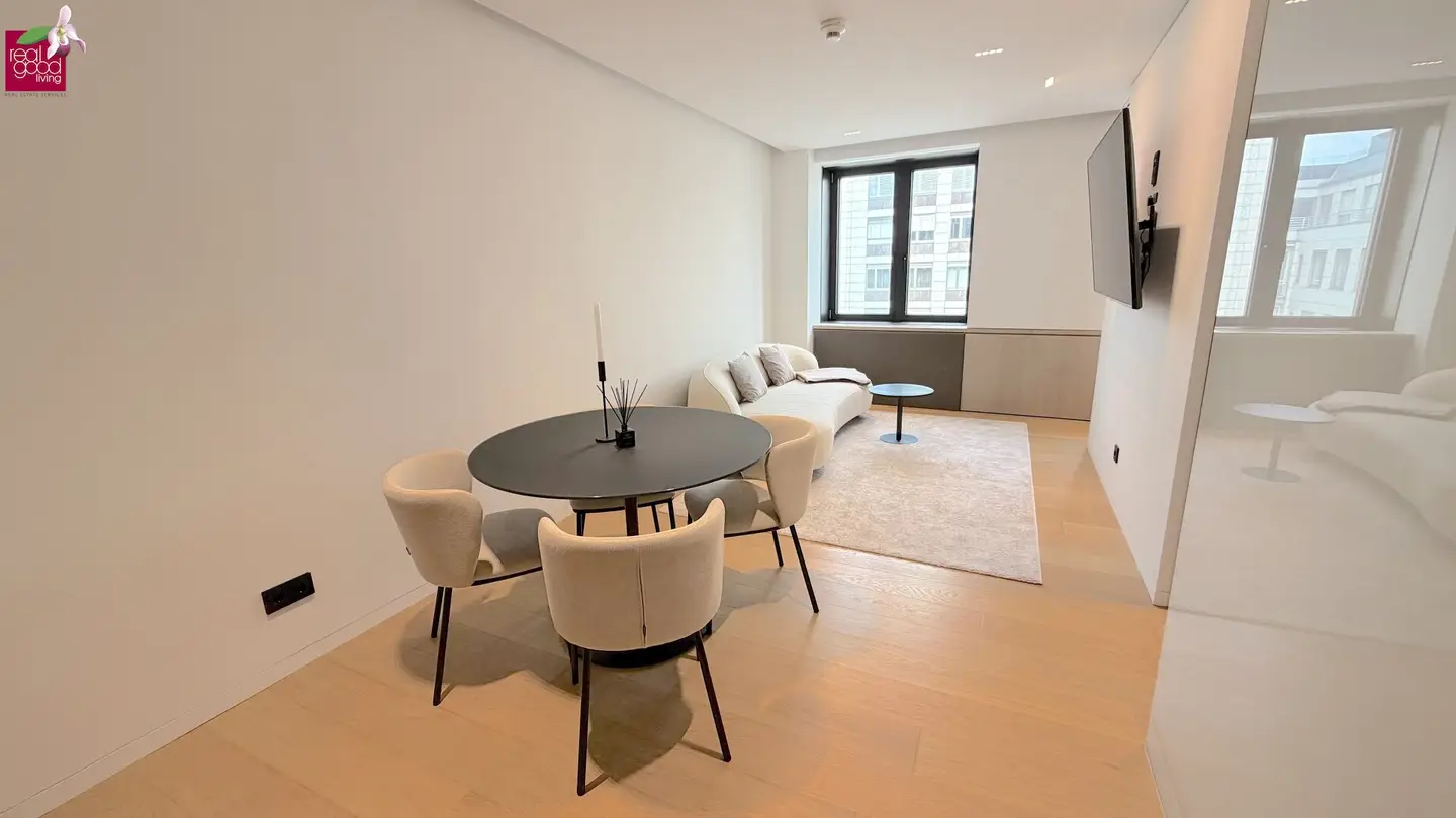 LUXURIÖSES 2-ZIMMER-APARTMENT IM 5-STERNE-HOTEL – EXKLUSIVE LAGE ZWISCHEN STEPHANSDOM, STADTPARK UND WIENER RINGSTRASSE | CONCIERGE- & HOTELSERVICE