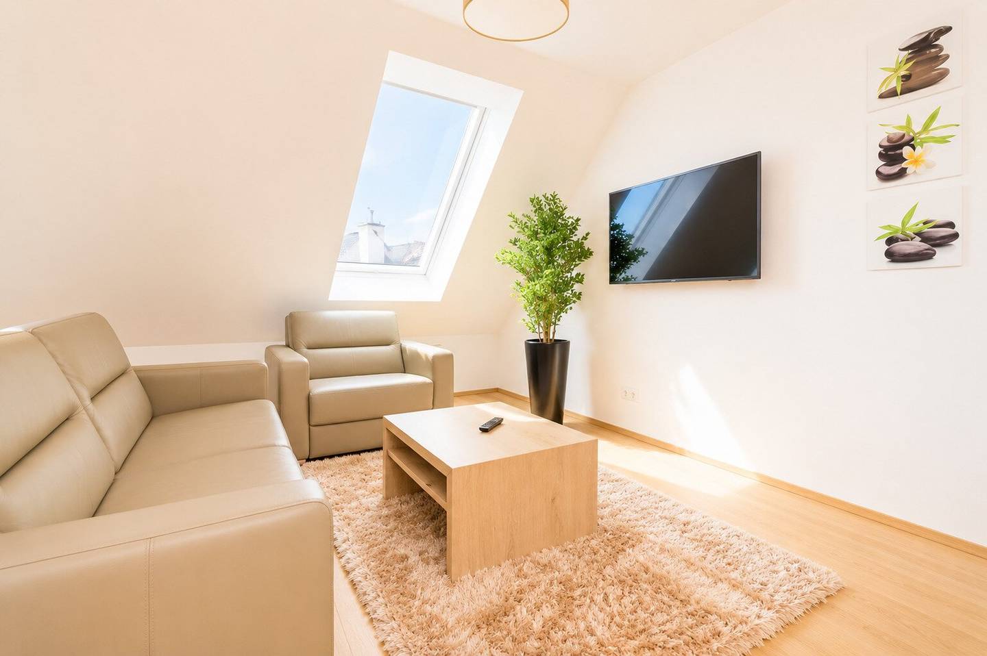 Premium-Dachgeschosswohnung mit Panoramablick & sonnigen Terrassen