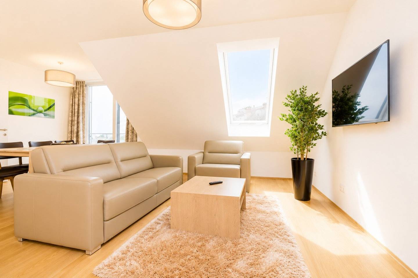 Premium-Dachgeschosswohnung mit Panoramablick & sonnigen Terrassen