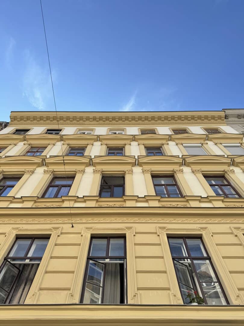 Light-filled 2 room apartment in the heart of the 2nd district