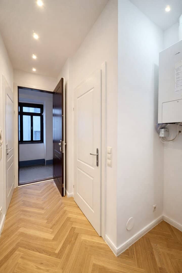 Erstbezug mit Altbauflair: Perfekte 3-Zimmer-Wohnung in Ruhelage