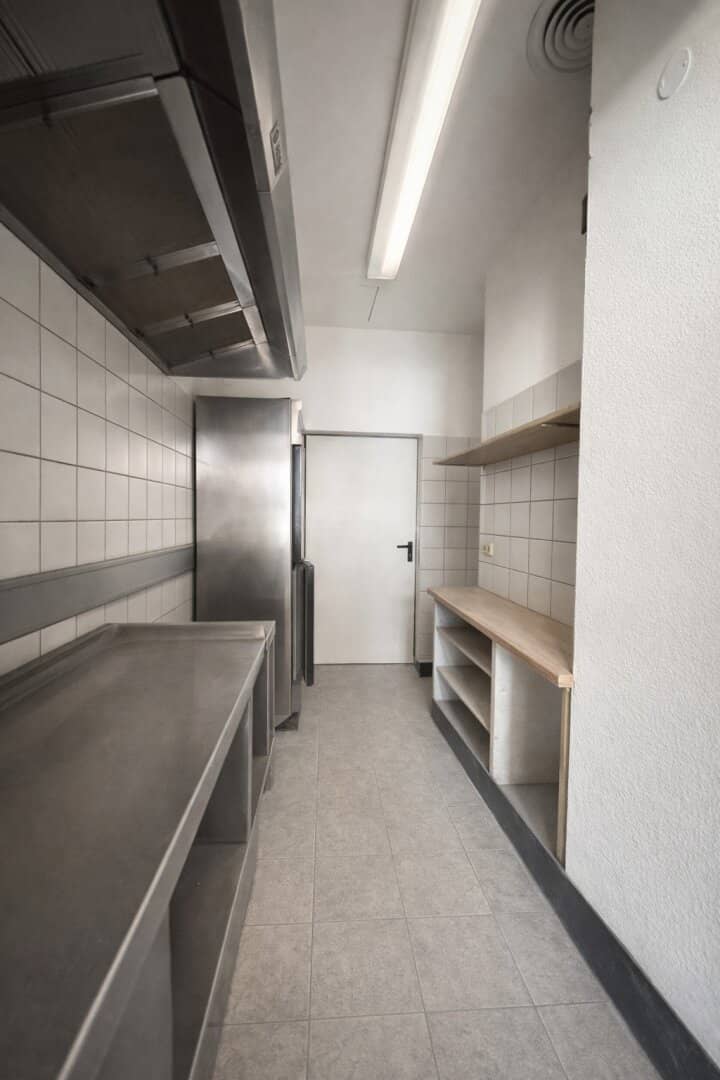Gewerbeimmobilie mit Entwicklungsmöglichkeiten im Herzen des 8. Bezirks