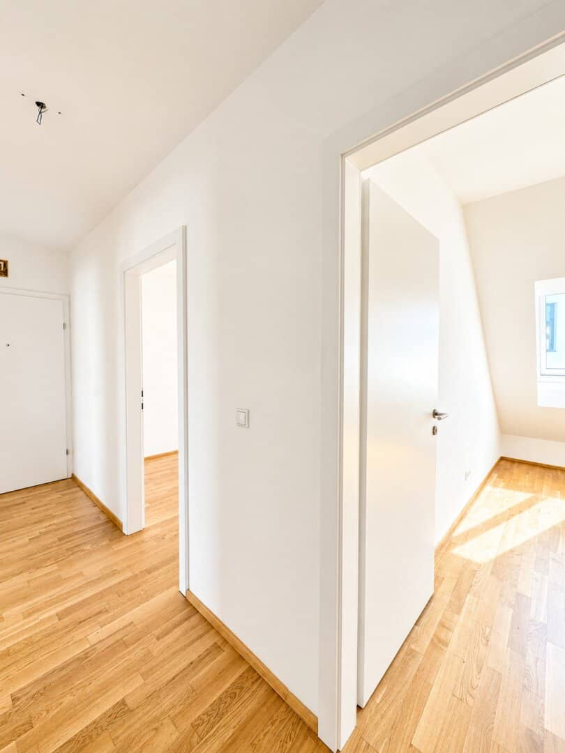 Exklusiver 3-Zimmer Dachgeschoss-Neubau mit zwei Terrassen in Bestlage nahe Kagraner Platz